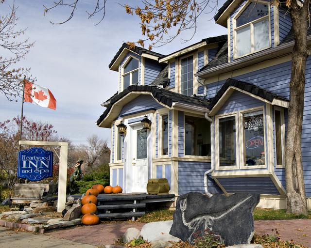 Exterior & Views 2, Heartwood Inn, Division No. 5