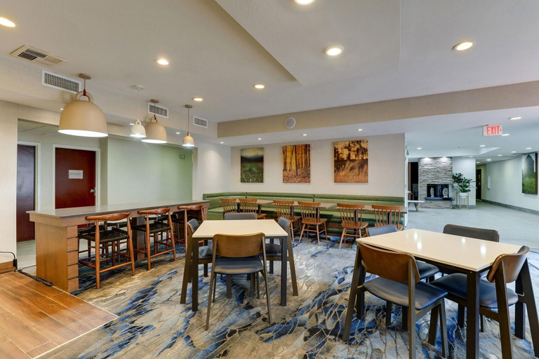 Food & Drinks 5, Best Western Plus Las Colinas Inn & Suites, Irving