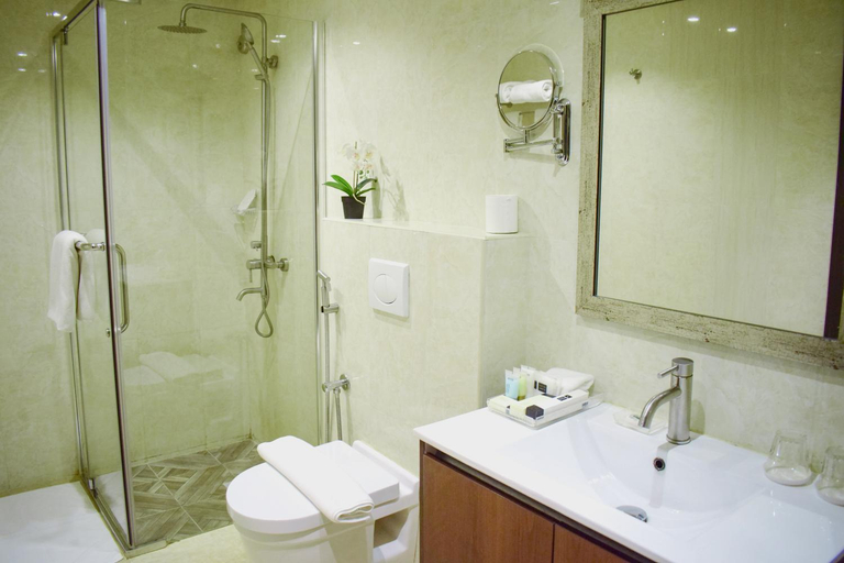 Bathroom 2, The Secure Inn Hotel Muscat, Seeb