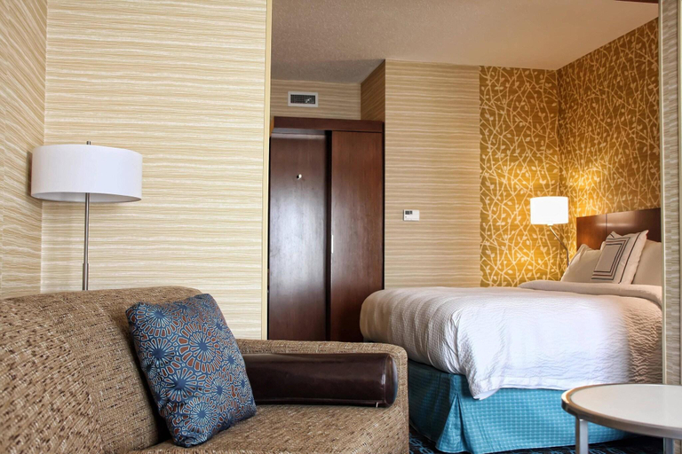 Bedroom 3, Fairfield Inn & Suites Reading Wyomissing, Berks