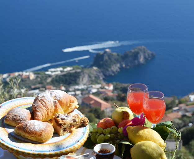 Food & Drinks 4, B&B Miramare, Salerno