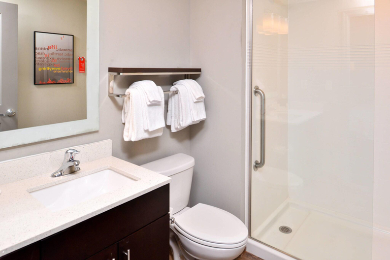 Bathroom 5, TownePlace Suites Laplace, Saint John the Baptist
