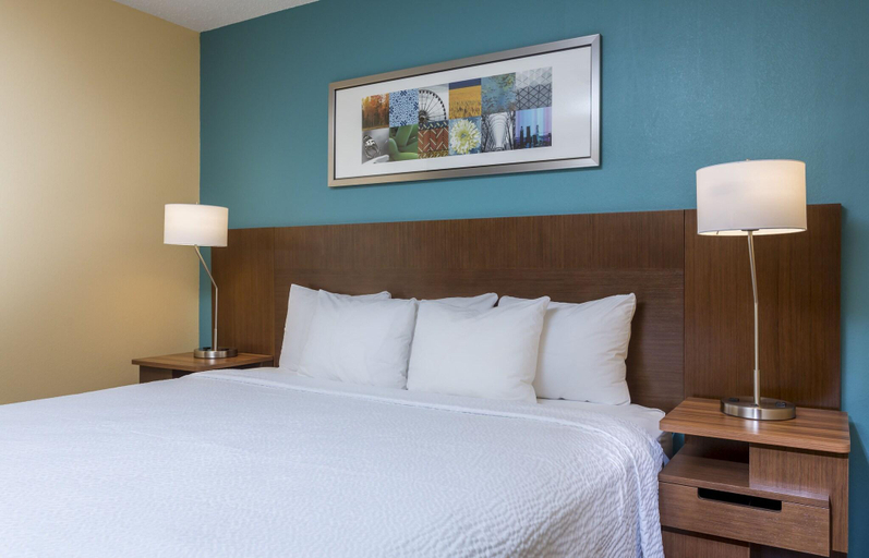 Bedroom 3, Fairfield Inn Tyler, Smith