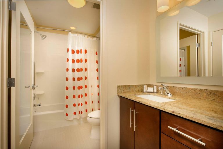 Bathroom 4, Towneplace Suites Eagle Pass, Maverick