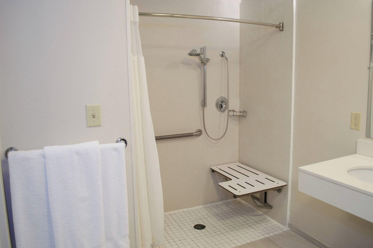 Bathroom 4, Fairfield Inn & Suites by Marriott Hazleton, Luzerne