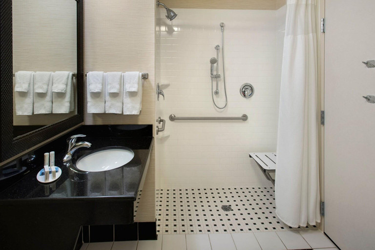 Bathroom 4, Fairfield Inn & Suites Verona, Oneida