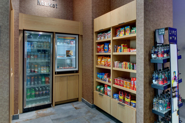 Food & Drinks 2, Fairfield Inn & Suites by Marriott Houston Brookhollow, Houston