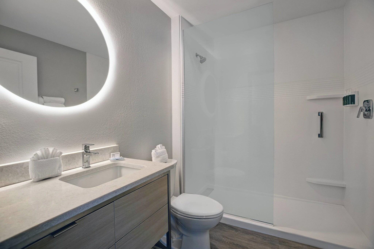 Bathroom 4, Towneplace Suites By Marriott Phoenix Glendale Spo, Maricopa