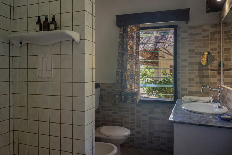Bathroom 3, Temple Point Resort, Kilifi North