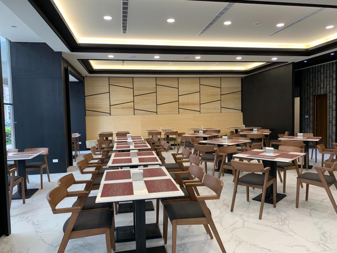 Food & Drinks 5, Red Hotel, Changhua