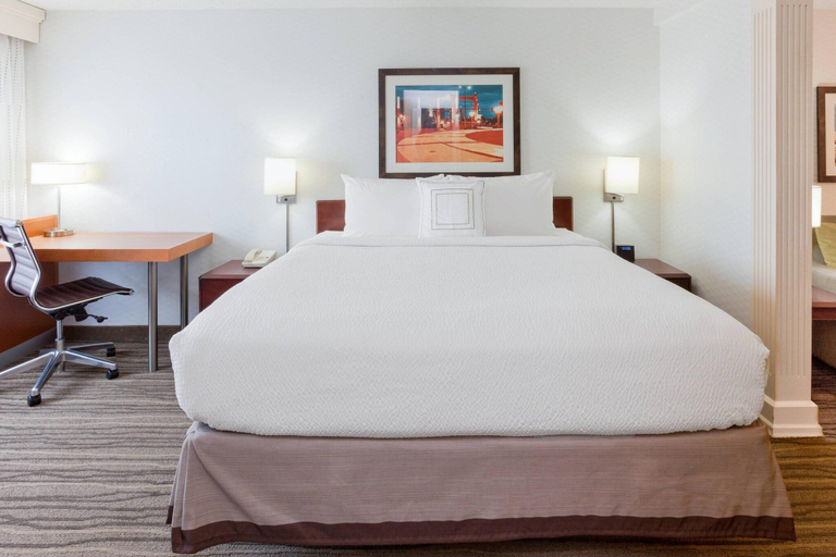 Bedroom 3, SpringHill Suites Minneapolis West/St. Louis Park, Hennepin