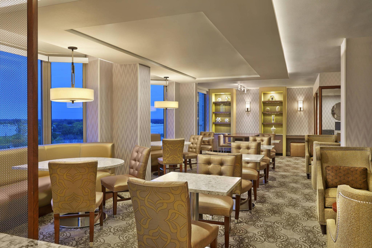 Food & Drinks 5, Sheraton Suites Chicago Elk Grove, Cook