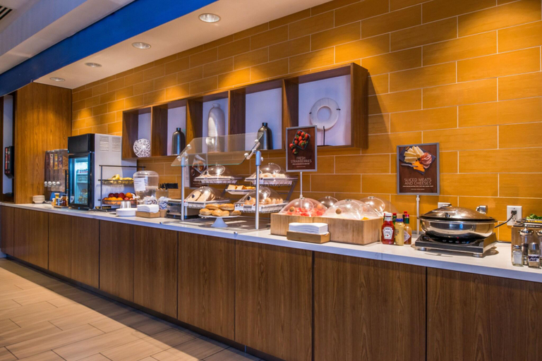Food & Drinks 5, SpringHill Suites Kingman Route 66, Mohave