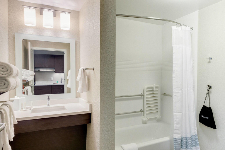 Bathroom 4, Towneplace Suites Kansas City Liberty, Kansas City