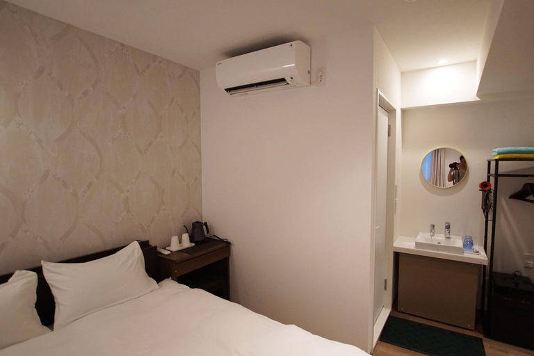 Bedroom 3, Marukou Hotel, Taitō