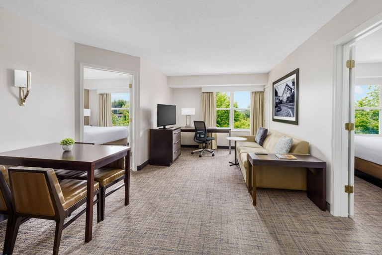 Bedroom 5, Residence Inn Boston Franklin, Norfolk