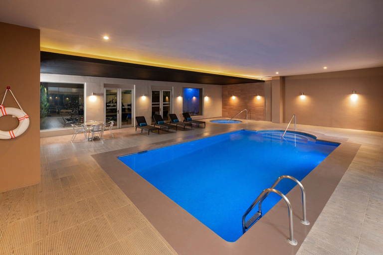 Sport & Beauty 5, Courtyard by Marriott San Luis Potosi, San Luis Potosí