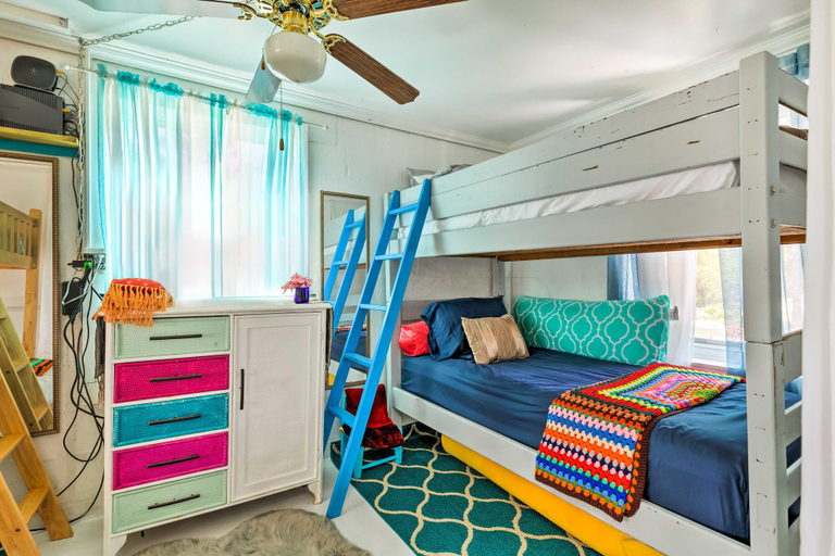 Bedroom 2, Oceanfront White Stone Cottage w/ Private Beach!, Lancaster