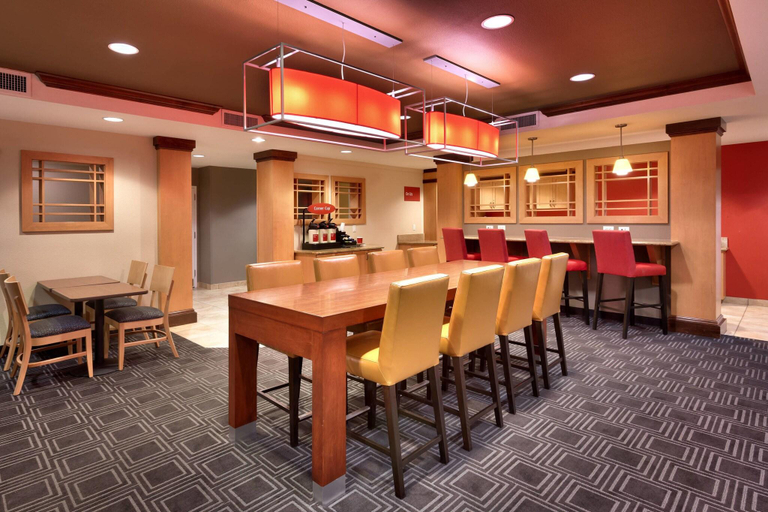 Food & Drinks 5, TownePlace Suites Yuma, Yuma