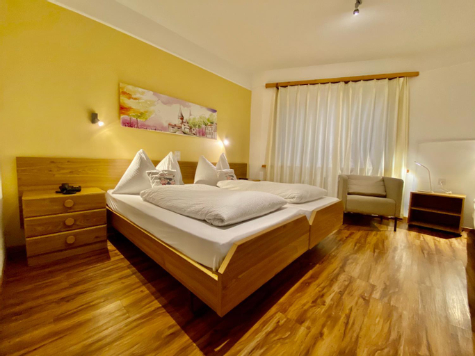 Bedroom 6