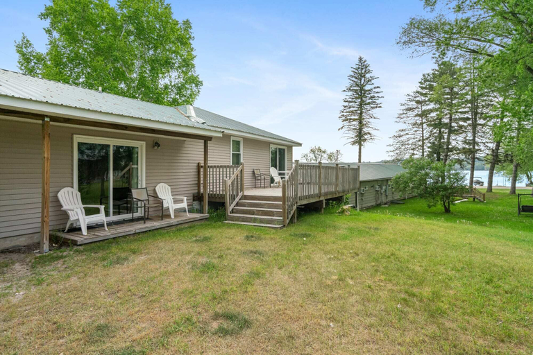 Exterior & Views 2, South Arm Retreat 2BDR Lake Charlevoix, Charlevoix