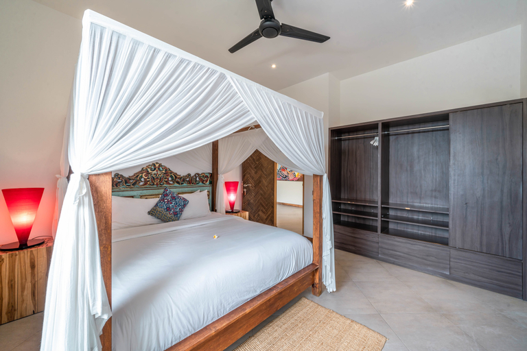 Bedroom 3, Puri Aman - Unique & Lush 3BR Pool Villa - Next to Gigi Susu & Walk to Beach, Badung