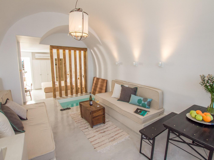 Bedroom 4, Hector Cave House, South Aegean
