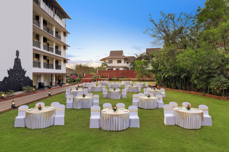 Exterior & Views 2, Lemon Tree Hotel Dapoli, Ratnagiri