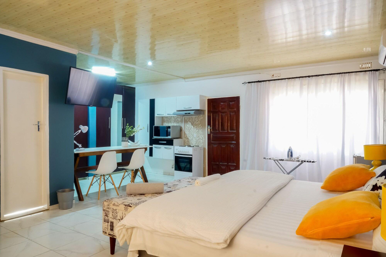 Bedroom 2, Aceh Executive Lodge, Lusaka