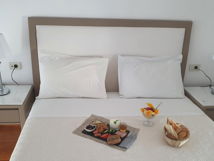 Bedroom 5, Elizabeth Suites, Crete