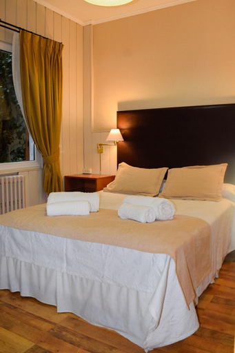 Bedroom 3, Hotel Nordico, Bariloche