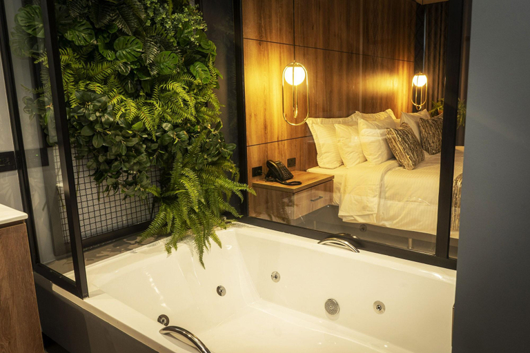 Bathroom 4, Hotel Cavalta, Medellín