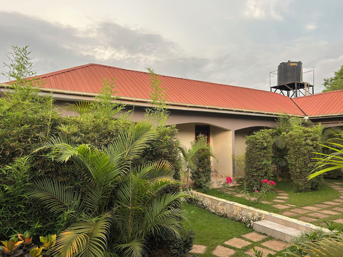 Exterior & Views 2, Bliss-plus Motel, Jinja