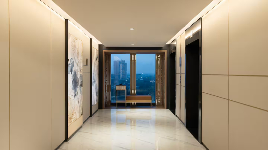 Public Area 4, DoubleTree by Hilton Jakarta Bintaro Jaya, South Tangerang