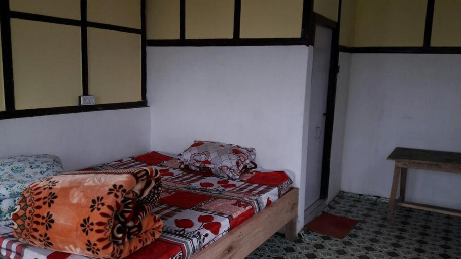 Bedroom 2, Sumiksha's Homestay - Sillerygaon, Darjiling