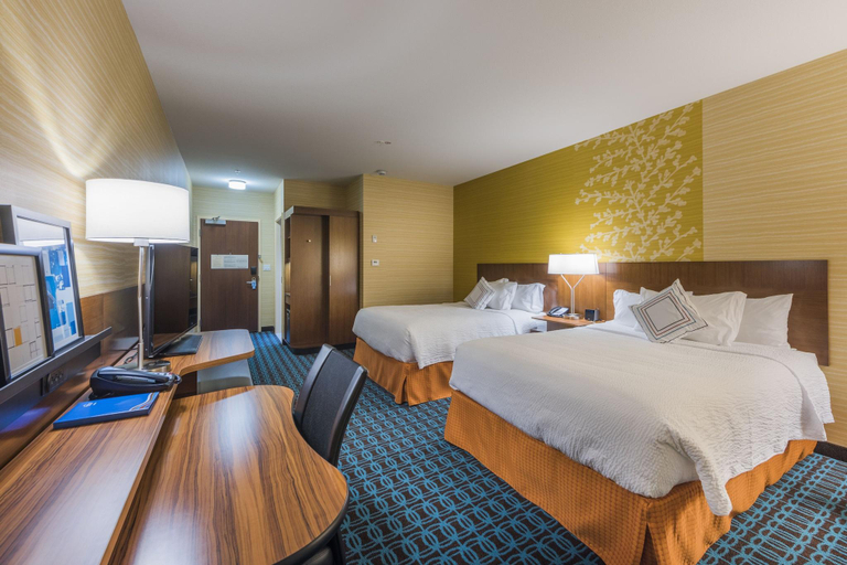 Bedroom 3, Fairfield Inn & Suites Kamloops, Thompson-Nicola