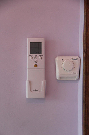 Others 2, Hostal Maury, Ávila