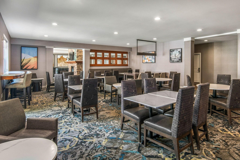 Food & Drinks 5, Residence Inn by Marriott Phoenix Glendale Sports, Maricopa