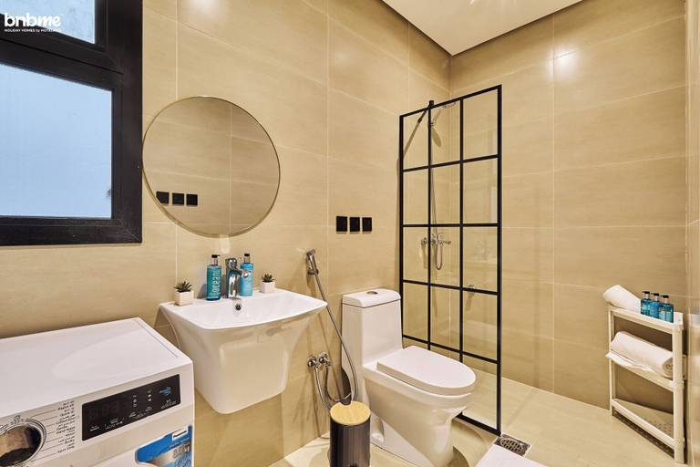 Bathroom, bnbmehomes-3BR nr Wonder Garden-B12, Riyadh