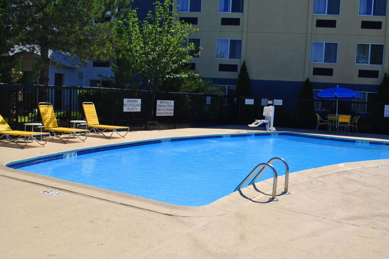 Sport & Beauty 3, Fairfield Inn New Haven Wallingford, New Haven