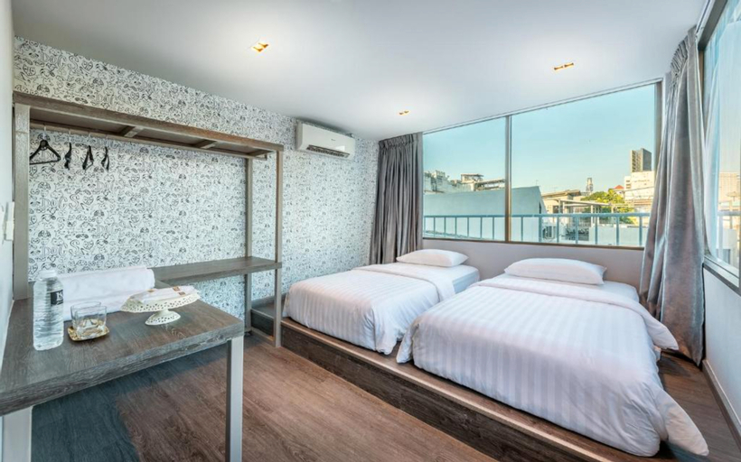 Bedroom 12