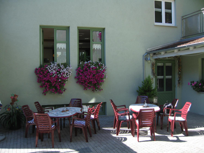 Others 2, Weinstube Schwalbennest, Main-Spessart