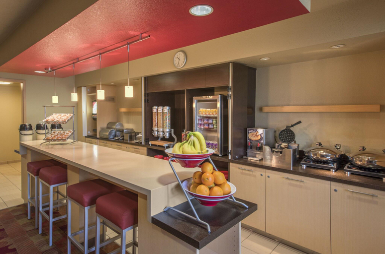 Food & Drinks 5, Towneplace Suites Boulder Broomfield Interlocken, Broomfield