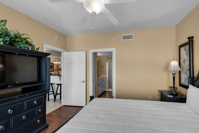 Bedroom 3, Treasure Island 0202, Bay