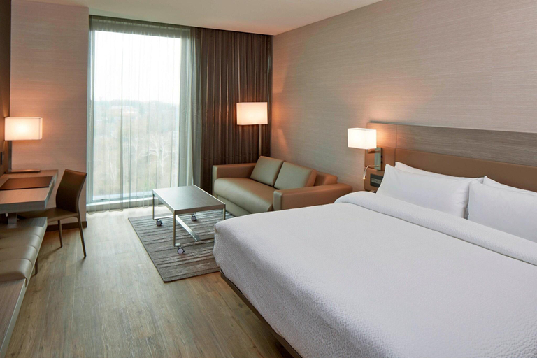 Bedroom 3, AC Hotel Columbus Dublin, Franklin