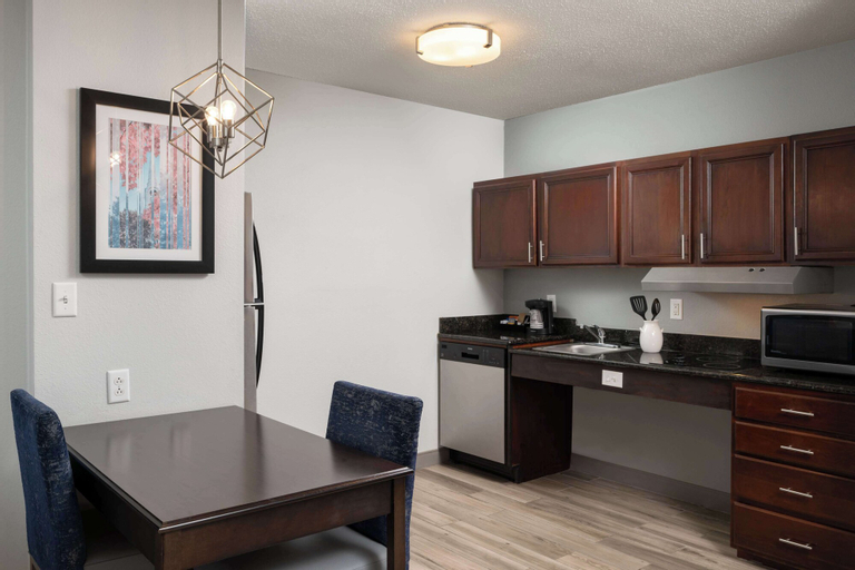 Dining Room 6