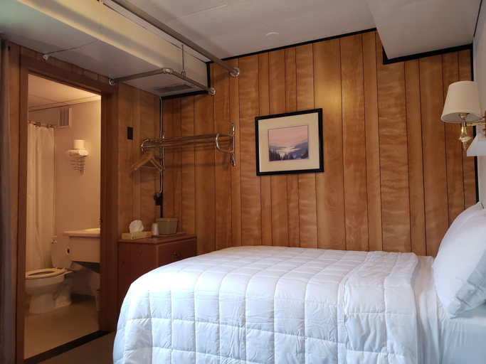 Bedroom 4, Keystone Hotel, Valdez-Cordova