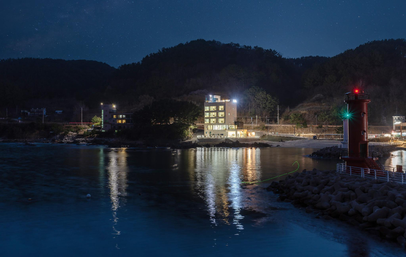 Others 4, Yeongdeok Half Moon Bay, Yeongdeok