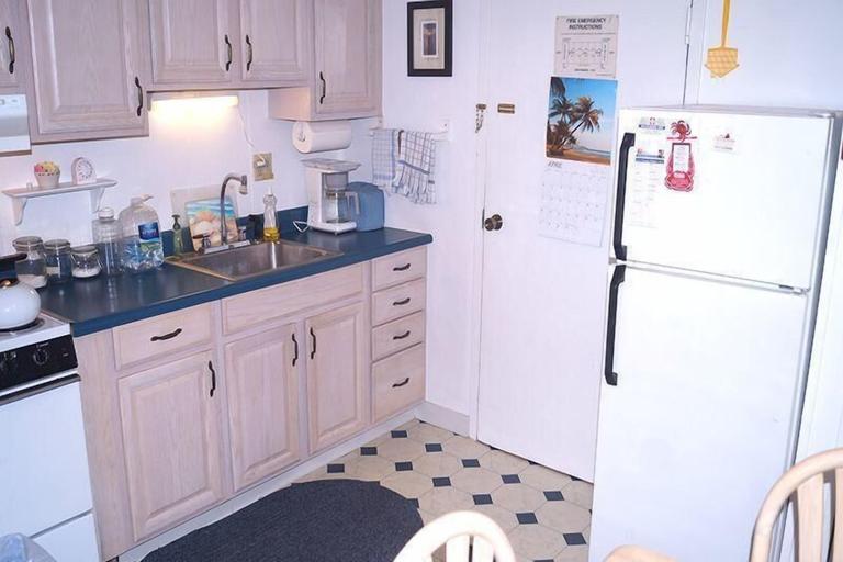 Private kitchen, Westward Ho 203 Studio Bedroom Condo by RedAwning, Worcester