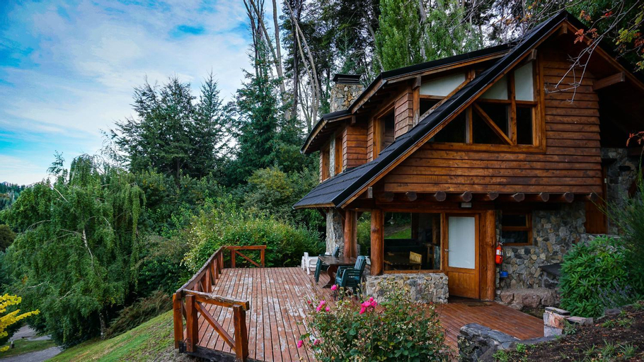 Exterior 4